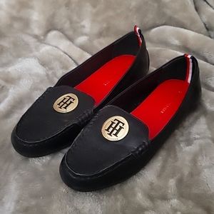 Tommy Hilfiger moccasins, color black, size 7.5.